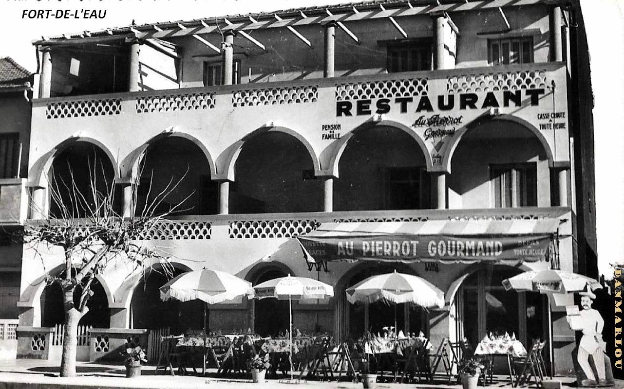 Fort-de-L'eau - Au Pierrot Gourmand.jpg